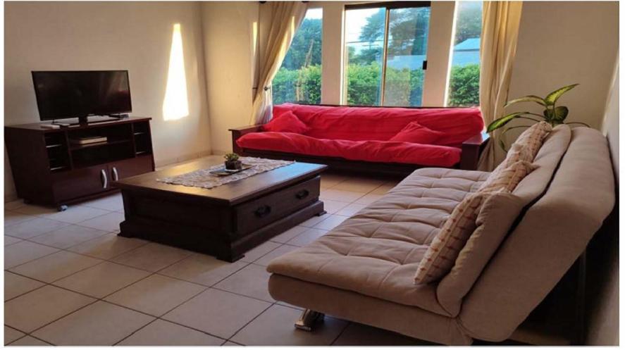 Departamento Acogedor Hotel-condominio Buganvillas * Santa Cruz de La Sierra